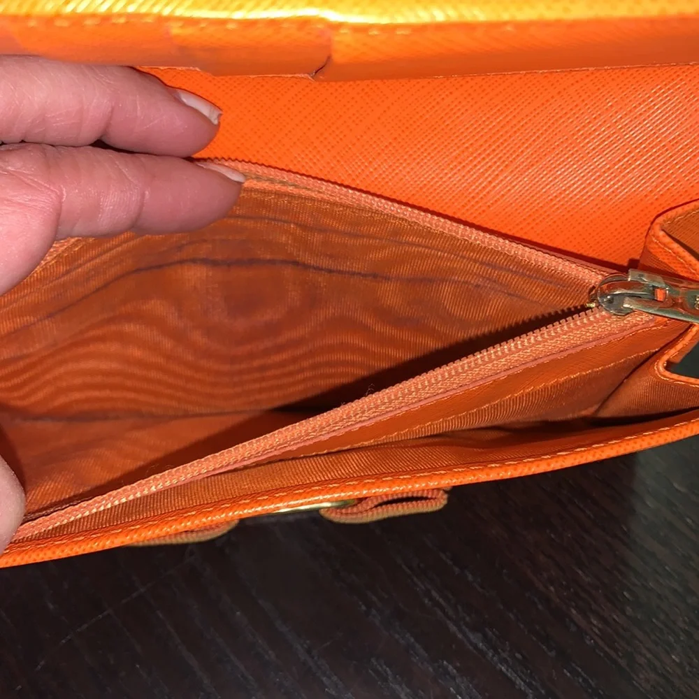 💗SALE💗 Salvatore‎ Ferragamo leather wallet